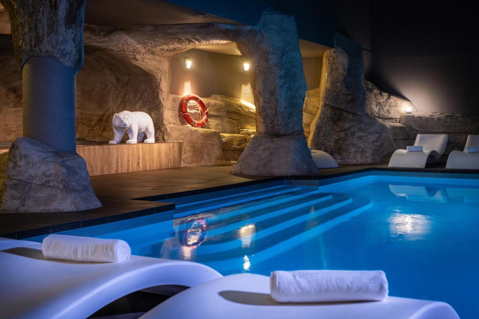 Royal Ours Blanc Boutique Hotel & Spa Alpe d'Huez Exterior foto